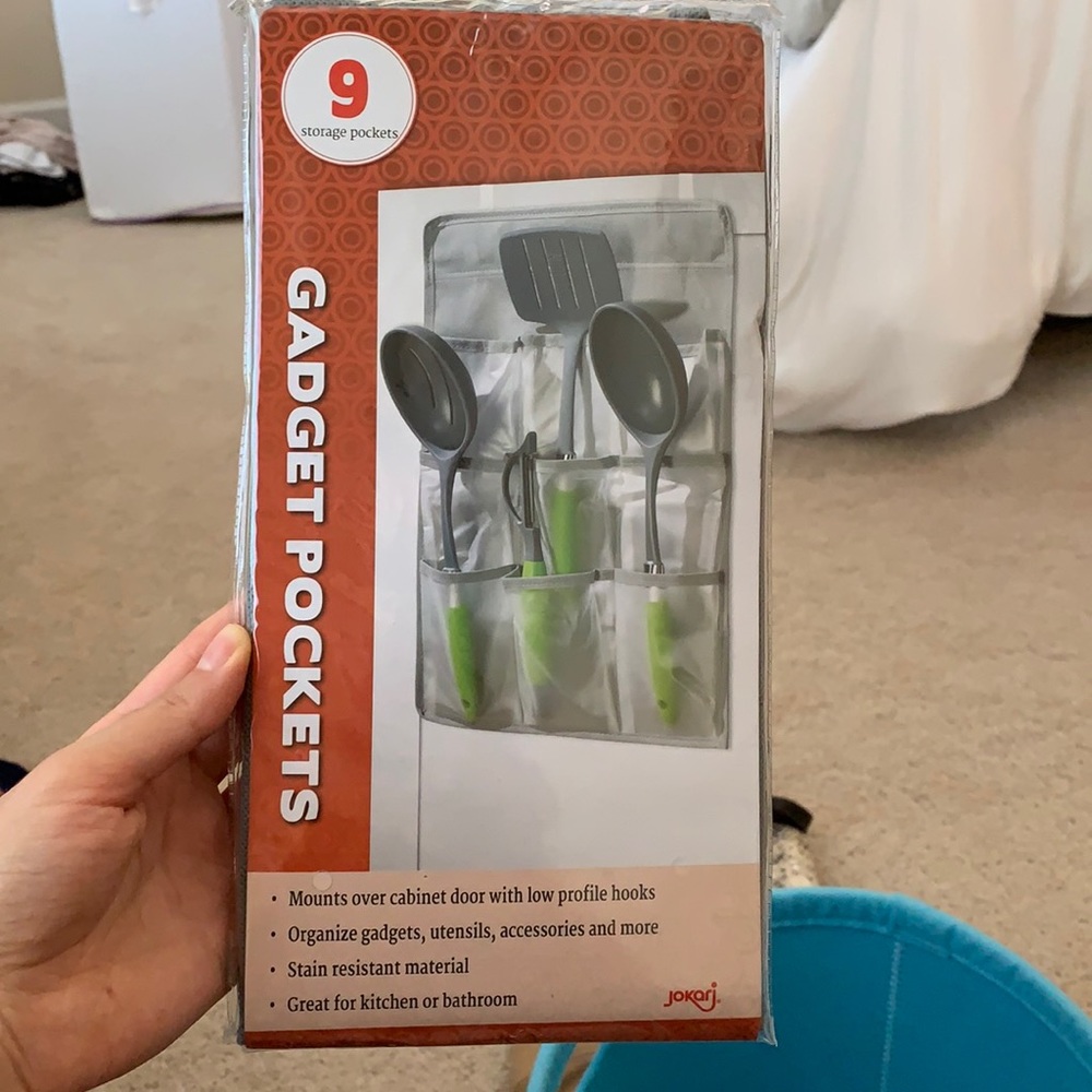 Cabinet gadget over door organizer NWT